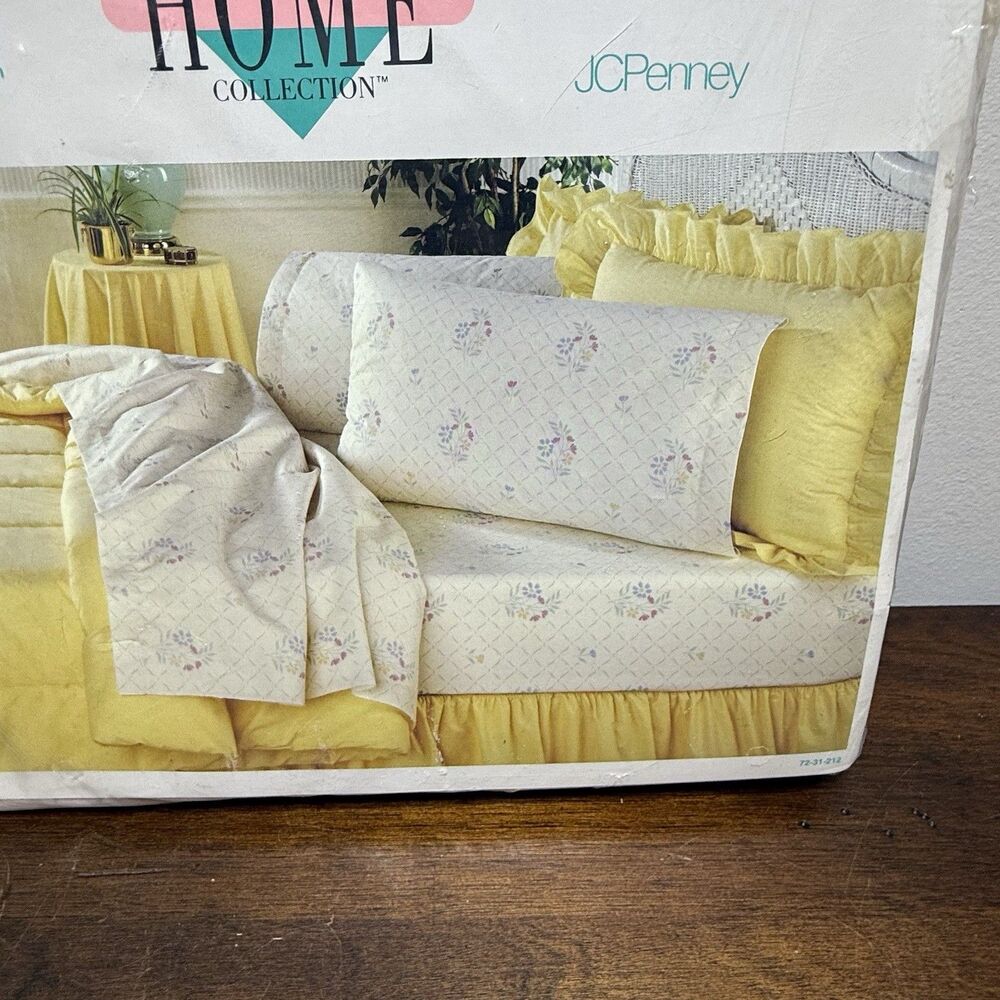 Vintage JC Penney White Floral Flat Sheet  Full Size NOS Cottagecore 90s Granny - Picture 6 of 6
